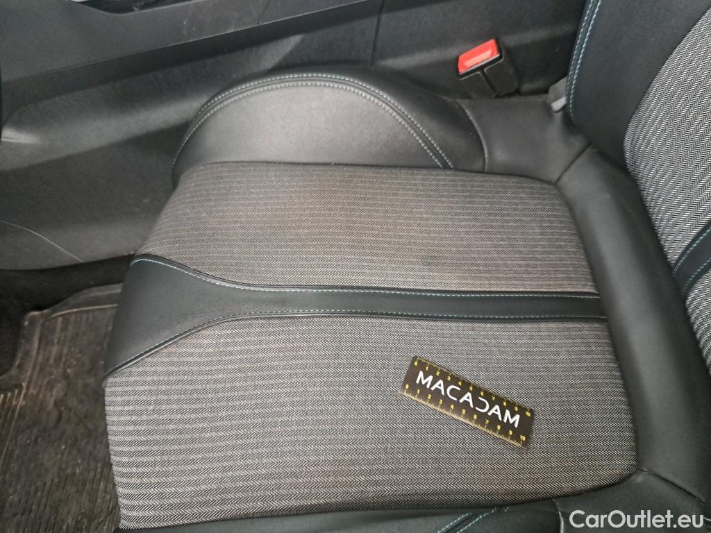  Peugeot  5008  Allure Pack 1.5 HDi 130CV BVA8 7 Sieges E6d #14