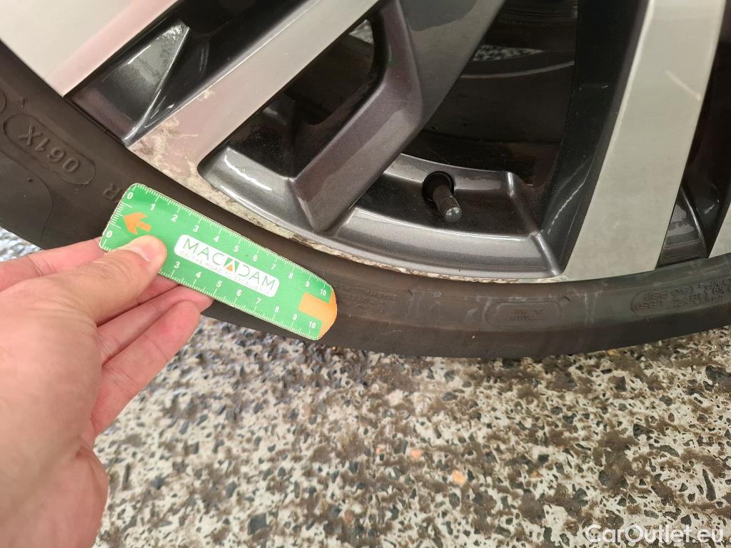  Peugeot  3008  Road Trip 1.5 HDi 130CV BVM6 E6d #7