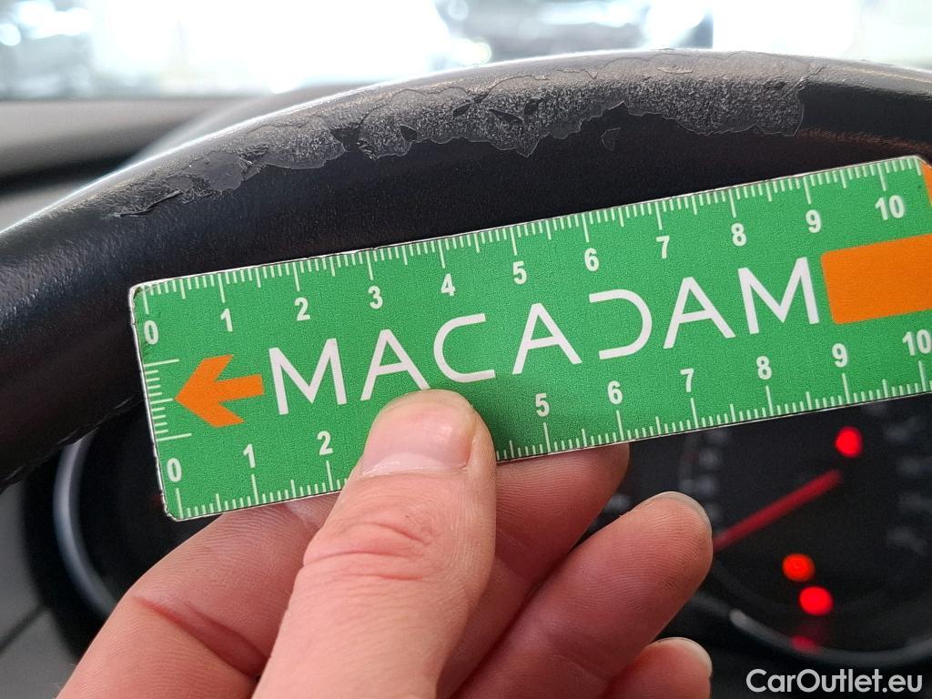  Opel   Grandland X Grandland X Business INNOVATION 1.2 Turbo 130CV BVM6 E6d #17