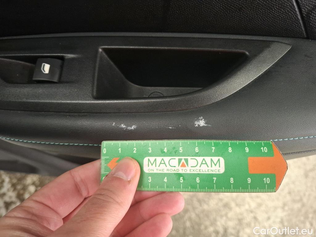  Peugeot  2008  Allure Business 1.5 HDi 110CV BVM6 E6d #2