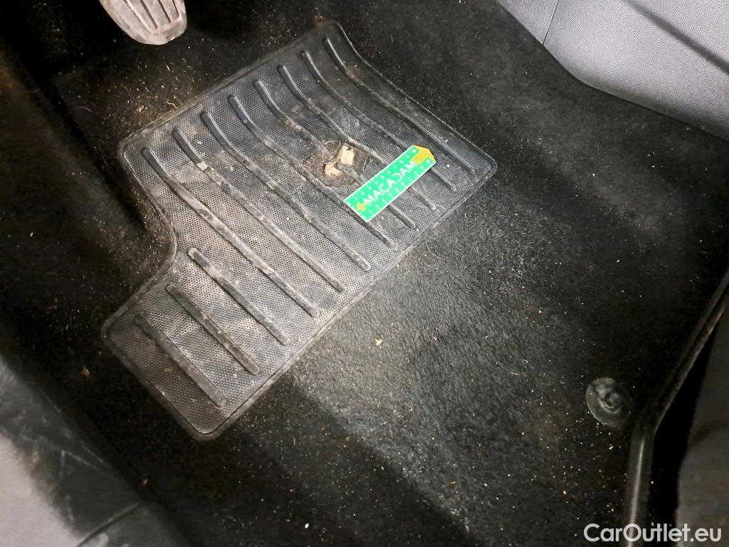  Peugeot  2008  Allure Business 1.5 HDi 110CV BVM6 E6d #4