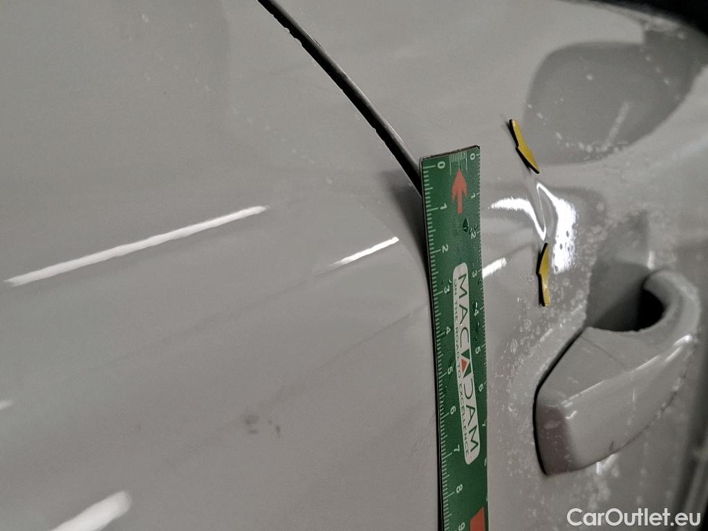  Peugeot  2008  Allure Business 1.5 HDi 110CV BVM6 E6d #18