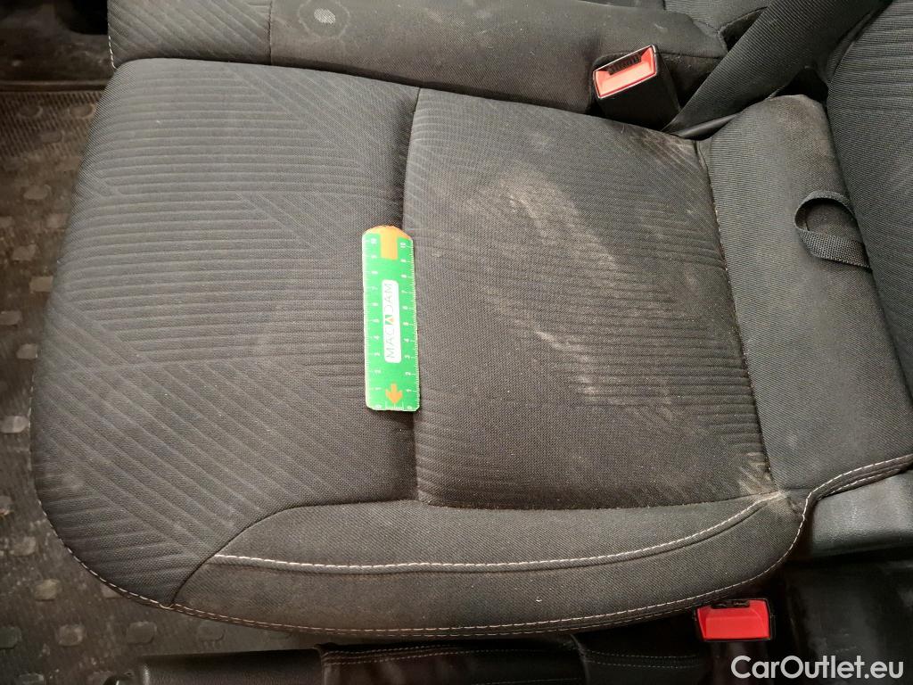  Renault  Trafic RENAULT  / 2014 / 4P / Fourgon tôlé FG GCFL1H1 1000 dCi95 Stop&Start E6 #40