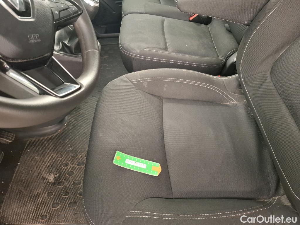  Renault  Trafic  Fourgon L2H1 3T Grand Confort 2.0 dCi 130CV BVM6 E6d #18