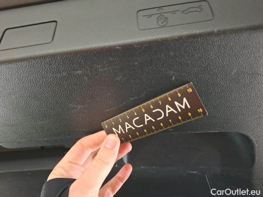  Volkswagen  Golf  VOLKSWAGEN SW / 2020 / 5P / Break 2.0 TDI SCR 115 DSG7 Life Business #24