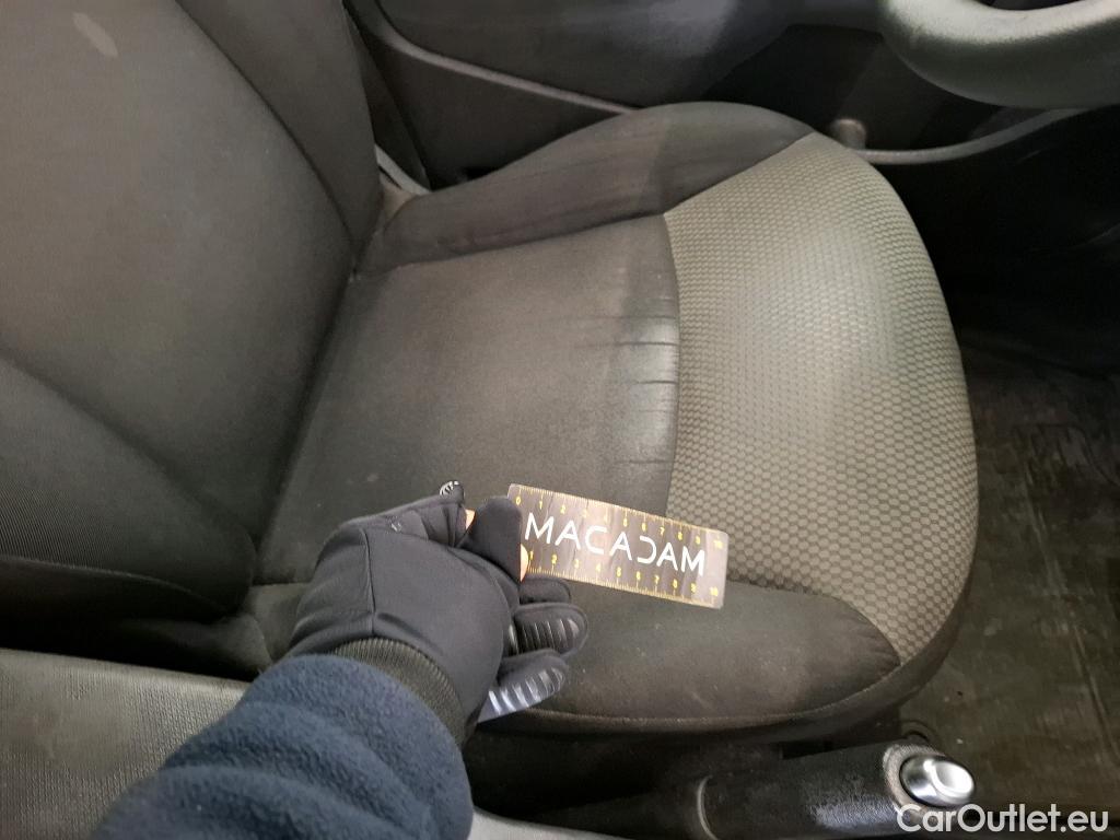  Renault  Kangoo  Express Extra (Série Spéciale) 1.5 dCi 75CV BVM5 E6 #30