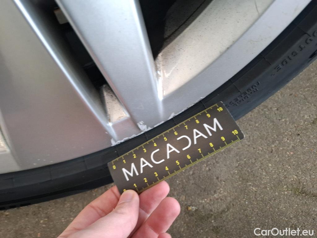  Volkswagen  Golf  VOLKSWAGEN SW / 2020 / 5P / Break 2.0 TDI SCR 115 DSG7 Life Business #16