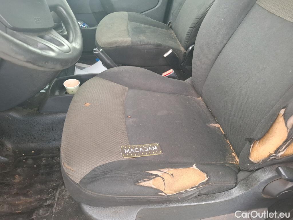  Renault  Kangoo  Express Maxi Confort - Cab. Appr. 1.5 dCi 90CV BVM5 E6 #39