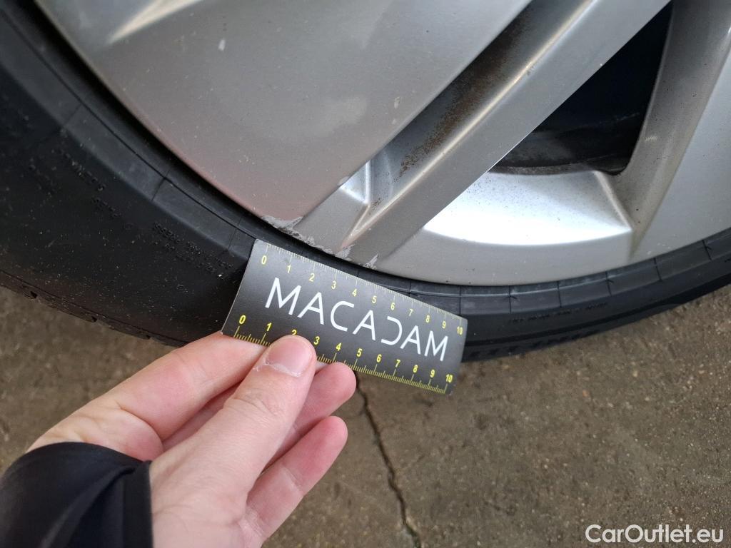  Volkswagen  Golf  VOLKSWAGEN SW / 2020 / 5P / Break 2.0 TDI SCR 115 DSG7 Life Business #13