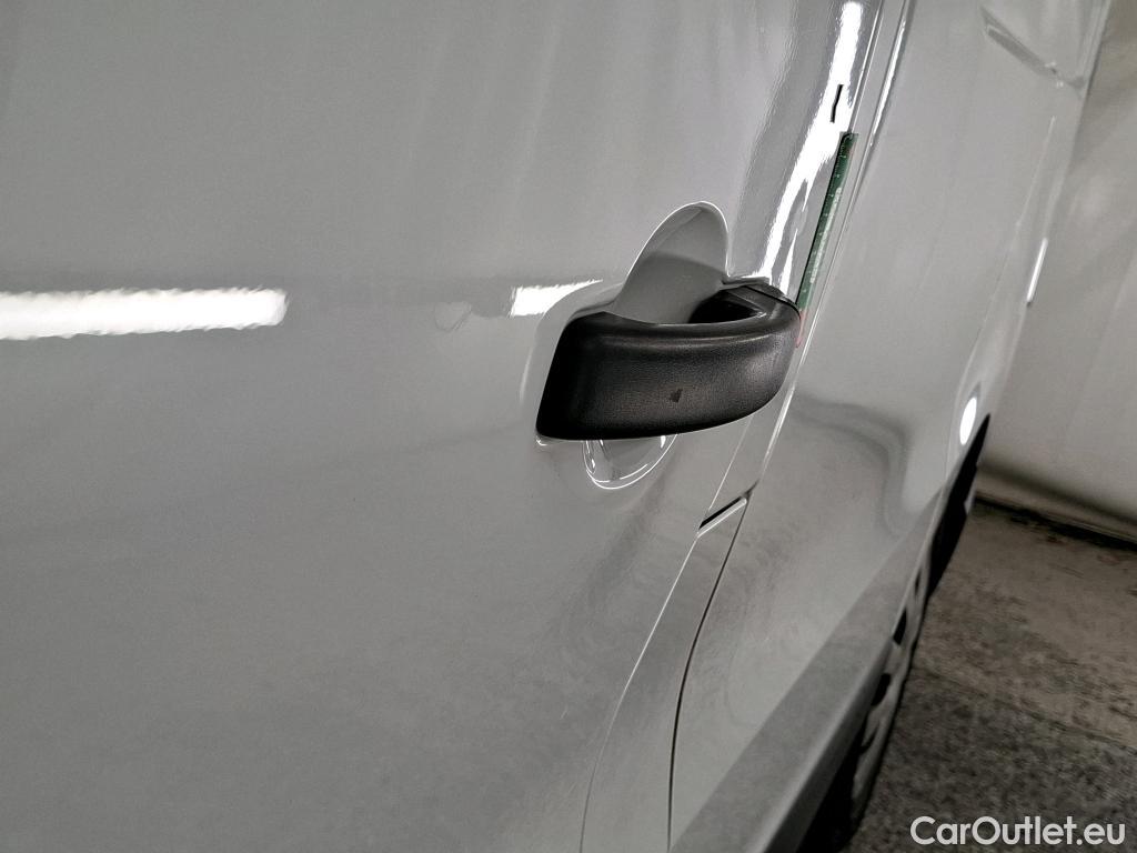  Renault  Trafic RENAULT  / 2014 / 4P / Fourgon tôlé FG GCFL1H1 1000 dCi95 Stop&Start E6 #18