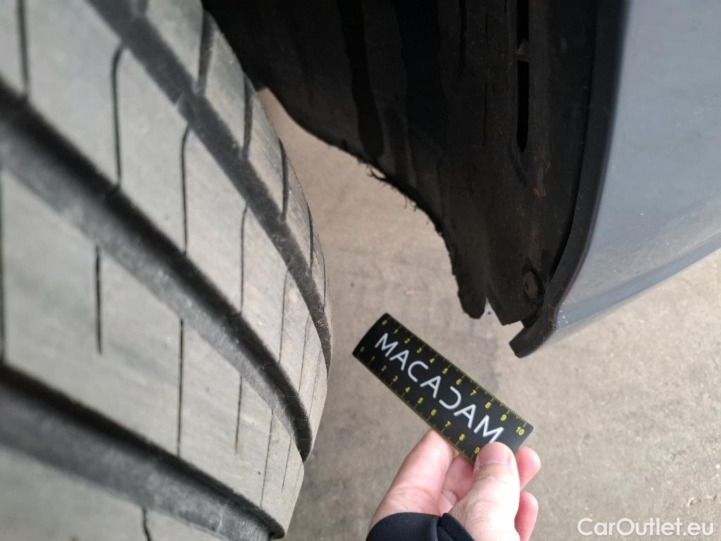  Volkswagen  Golf  VOLKSWAGEN SW / 2020 / 5P / Break 2.0 TDI SCR 115 DSG7 Life Business #31