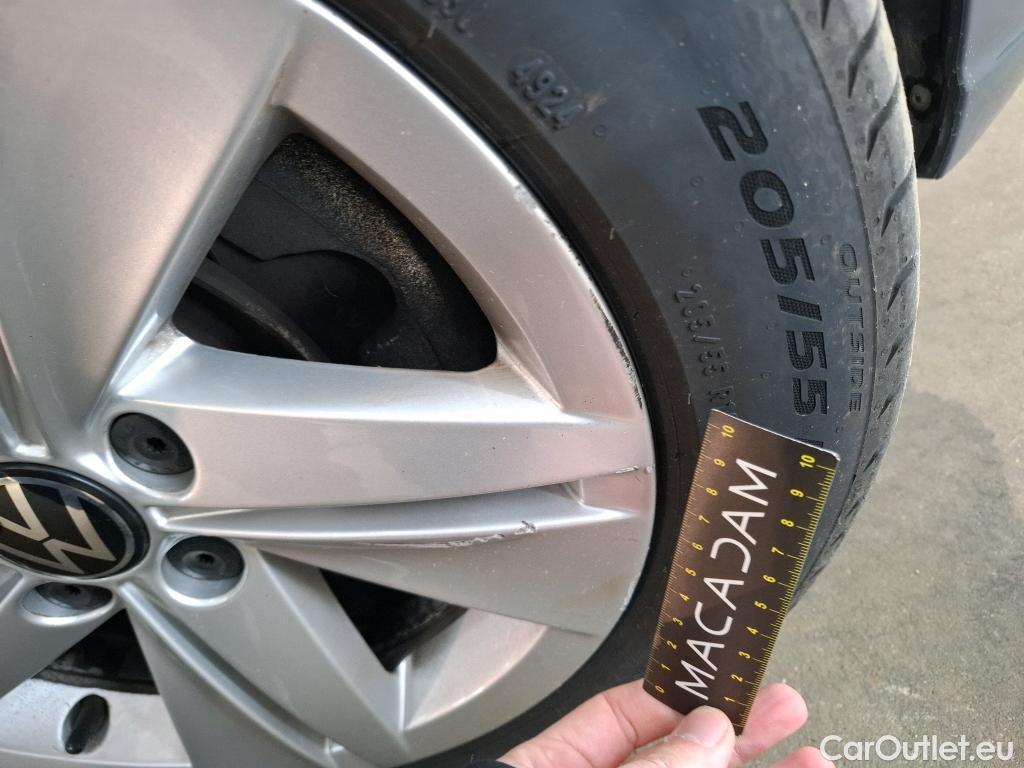  Volkswagen  Golf  VOLKSWAGEN SW / 2020 / 5P / Break 2.0 TDI SCR 115 DSG7 Life Business #21