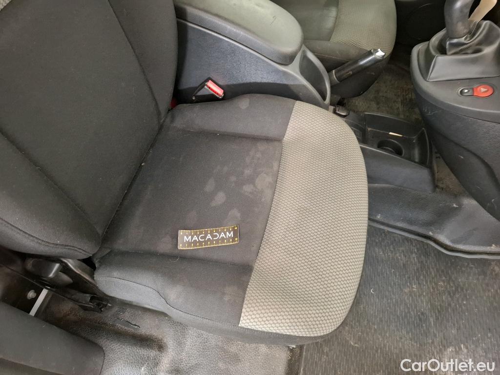  Renault  Kangoo  Express Extra (Série Spéciale) 1.5 dCi 75CV BVM5 E6 #28