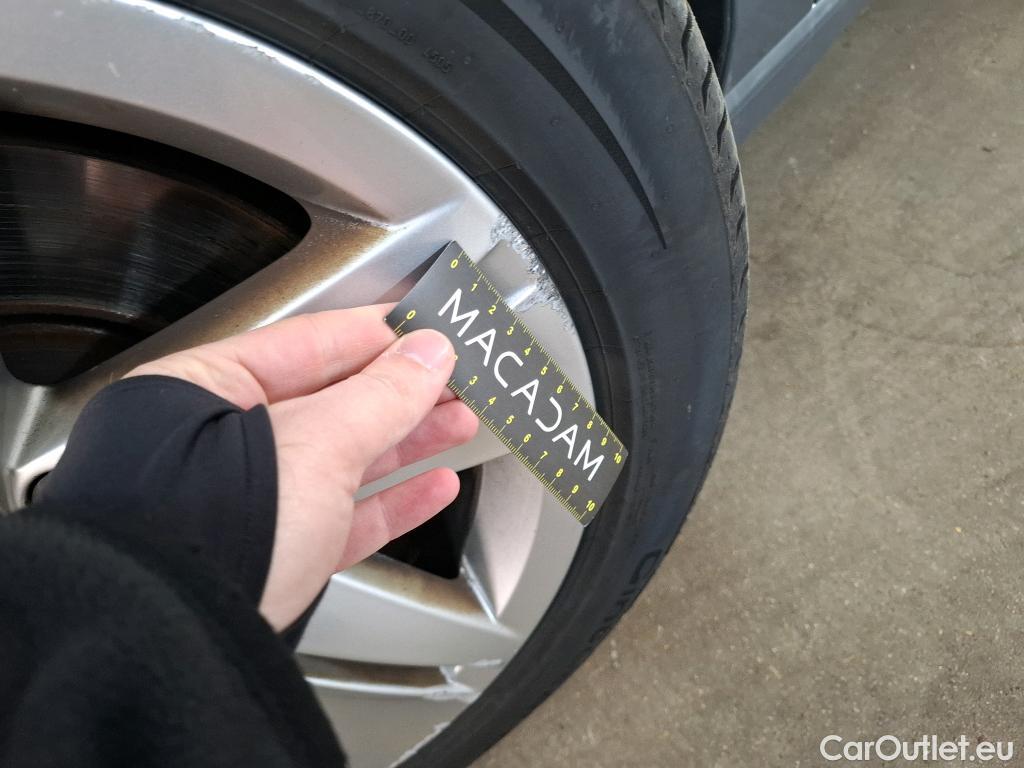  Volkswagen  Golf  VOLKSWAGEN SW / 2020 / 5P / Break 2.0 TDI SCR 115 DSG7 Life Business #9