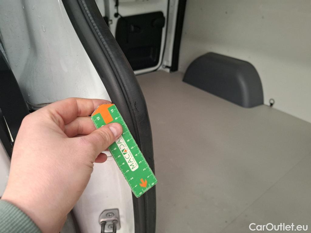  Renault  Trafic  Fourgon L2H1 3T Grand Confort 2.0 dCi 130CV BVM6 E6d #13