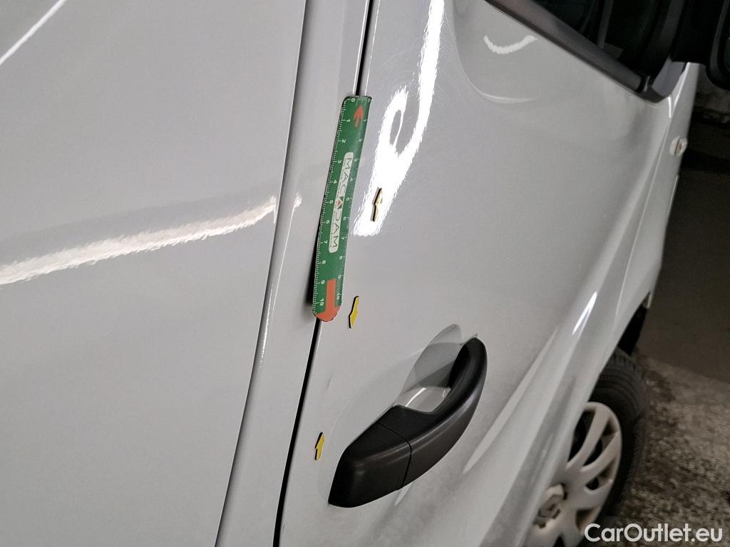  Renault  Trafic RENAULT  / 2014 / 4P / Fourgon tôlé FG GCFL1H1 1000 dCi95 Stop&Start E6 #38