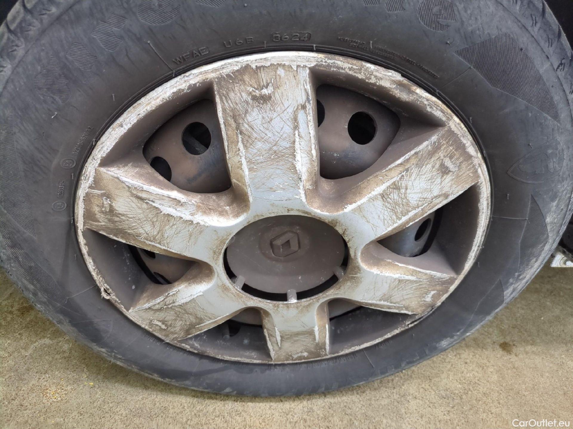  Renault  Kangoo  Express Maxi Grand Confort 1.5 dCi 90CV BVM5 E6 #25