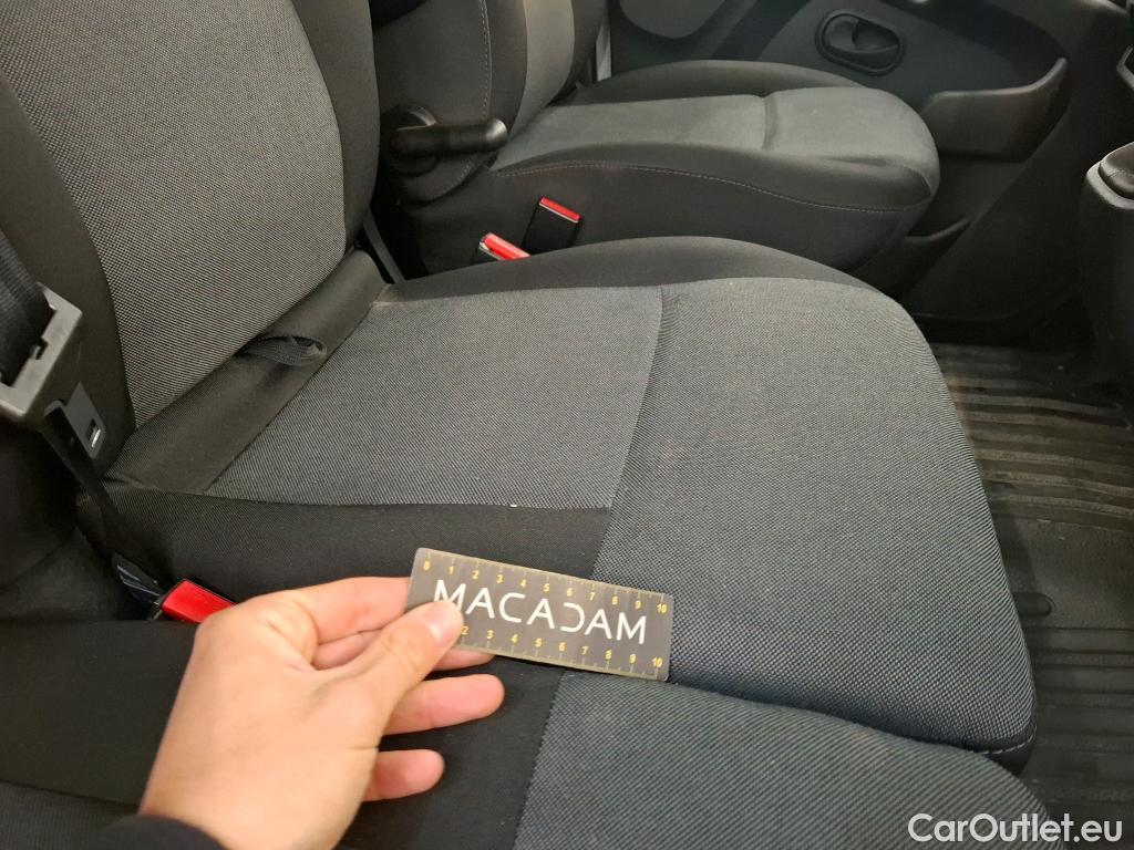  Renault  Master RENAULT  / 2019 / 4P / Fourgon tôlé FG Tr GCF F3300 L1H1 dCi 135 #26