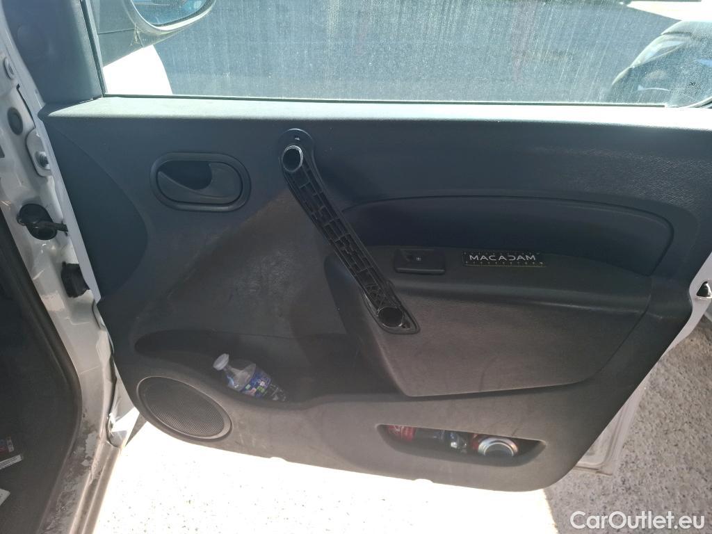  Renault  Kangoo  Express Maxi Confort - Cab. Appr. 1.5 dCi 90CV BVM5 E6 #60