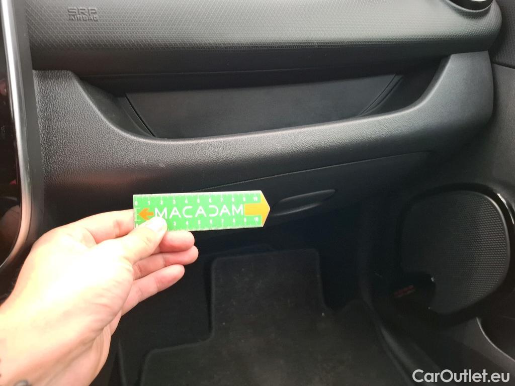  Renault  Clio  IV Air MediaNav 1.5 dCi 75CV BVM5 E6 #6