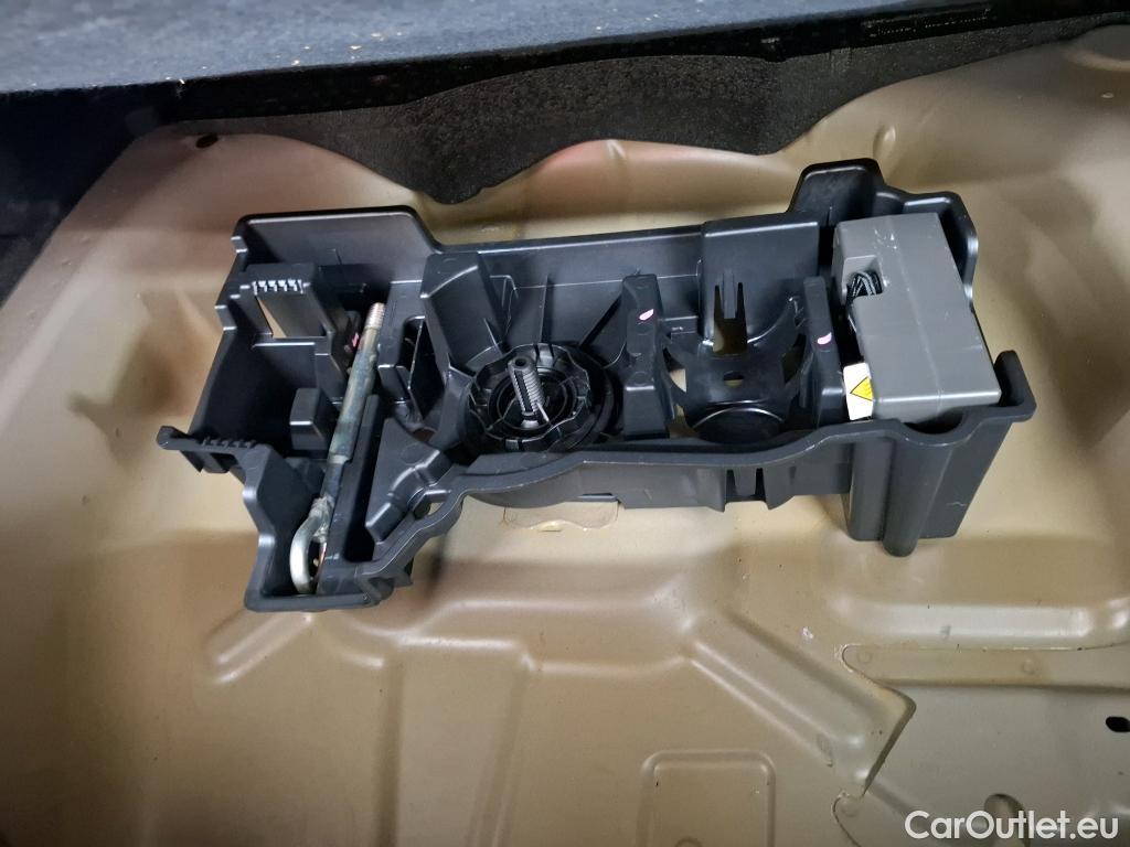  Citroen  C4  Berline Live Pack Business R 1.5 BlueHDI 110CV BVM6 E6d #11