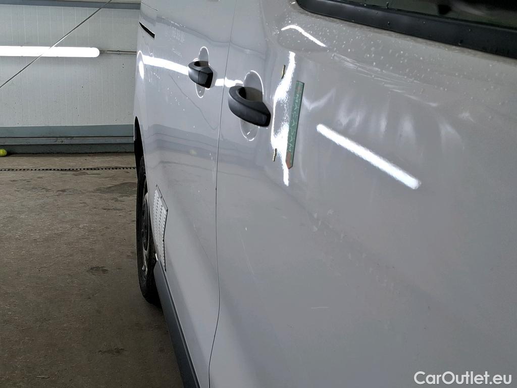  Citroen  Jumpy  Fourgon Driver M 2.0 BlueHDi 120CV BVM6 E6d #4