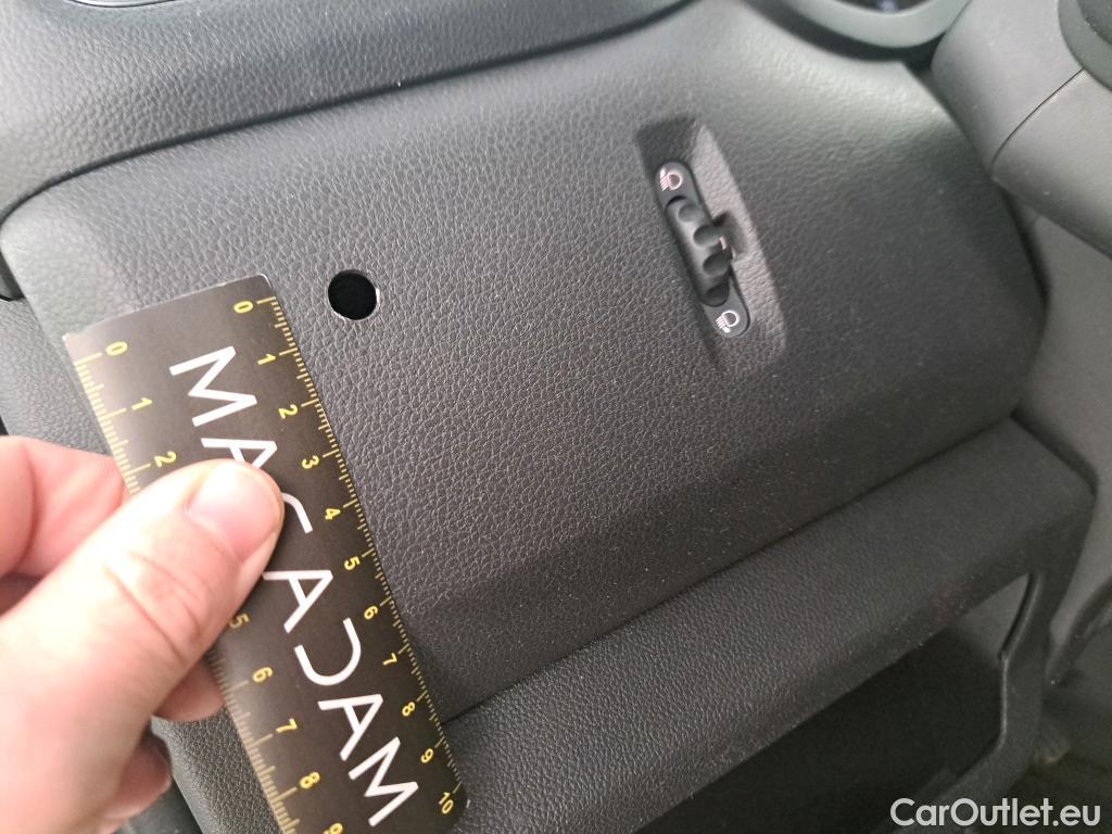  Renault  Master  Fourgon L2H2 3 3 Grand Confort dCi 135CV BVM6 E6dT #44