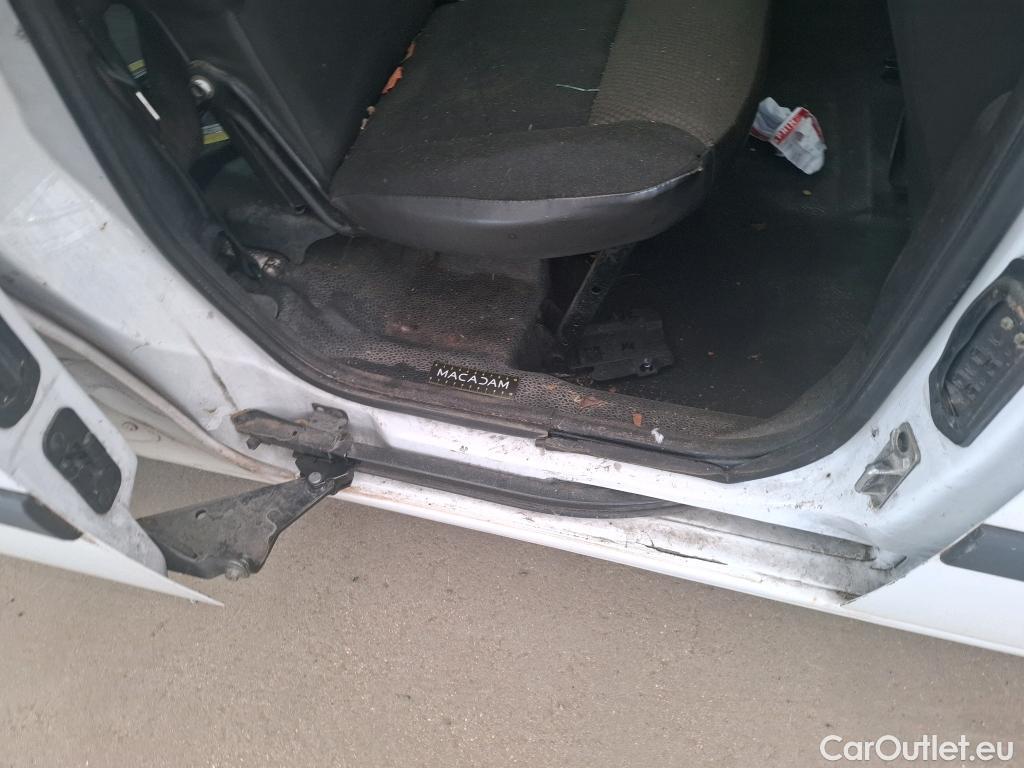  Renault  Kangoo  Express Maxi Confort - Cab. Appr. 1.5 dCi 90CV BVM5 E6 #69