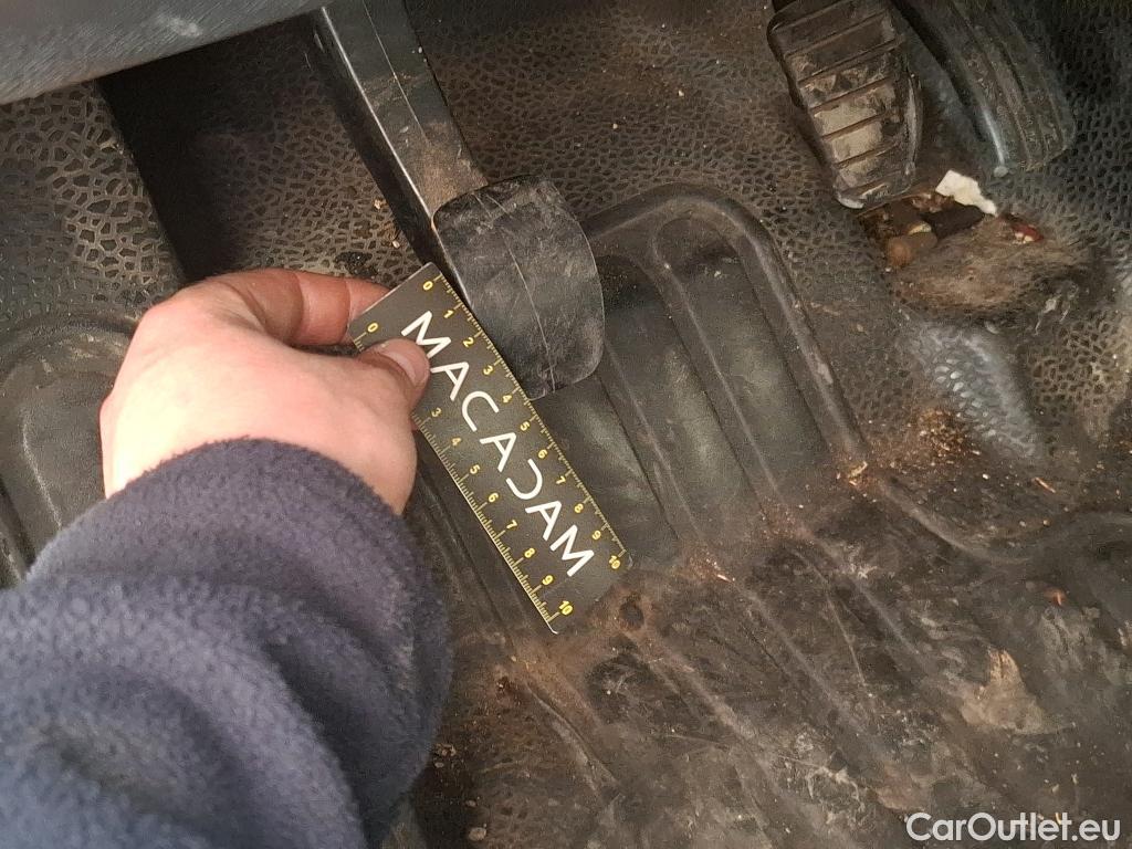  Renault  Kangoo  Express Maxi Confort - Cab. Appr. 1.5 dCi 90CV BVM5 E6 #121