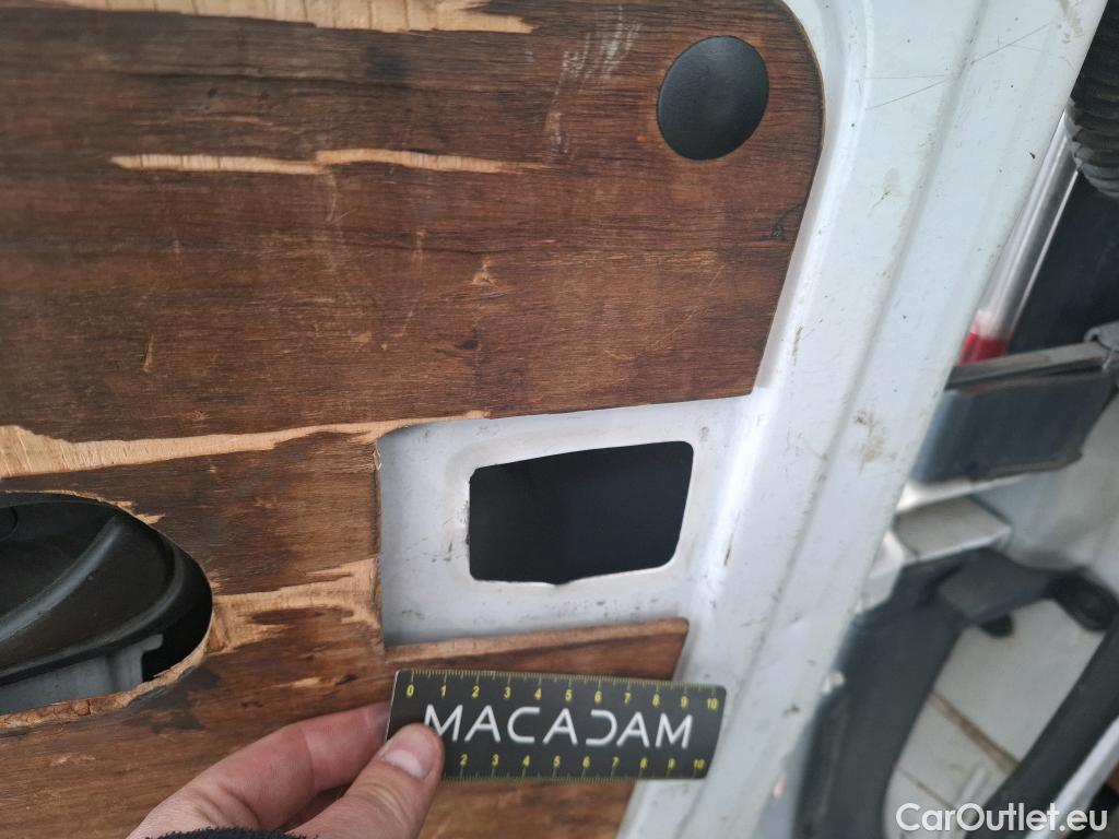  Renault  Kangoo  Express Maxi Confort - Cab. Appr. 1.5 dCi 90CV BVM5 E6 #129