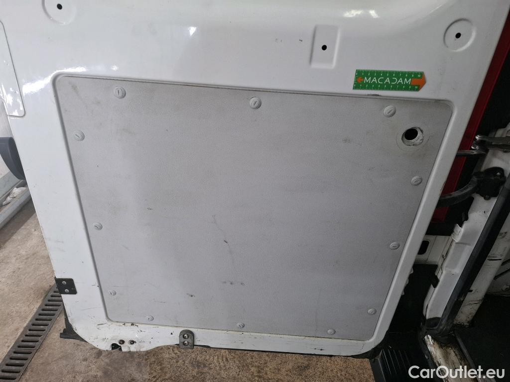  Peugeot  Boxer PEUGEOT  / 2014 / 4P / Fourgon tôlé BlueHDi S&S 165 PREMIUM 335 L2H2 #33