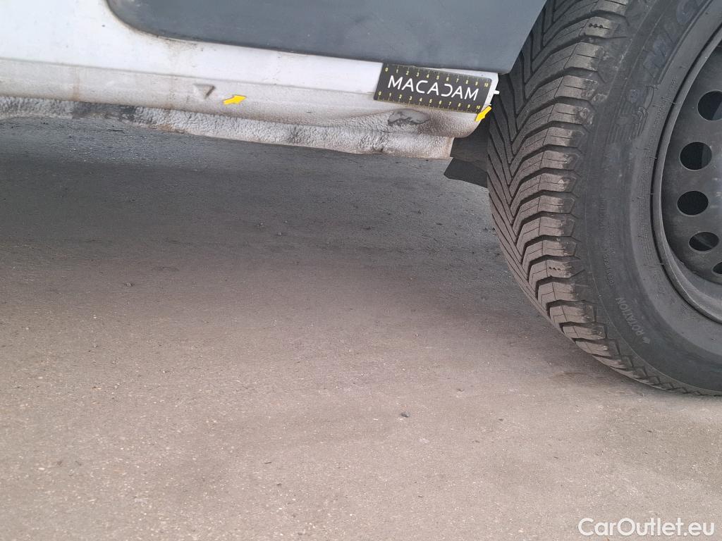  Renault  Kangoo  Express Maxi Confort - Cab. Appr. 1.5 dCi 90CV BVM5 E6 #64