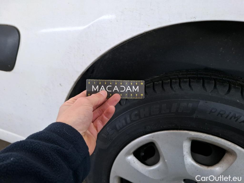  Peugeot  Partner  L1 Premium Pack 1.6 HDi 100CV BVM5 E6 #64