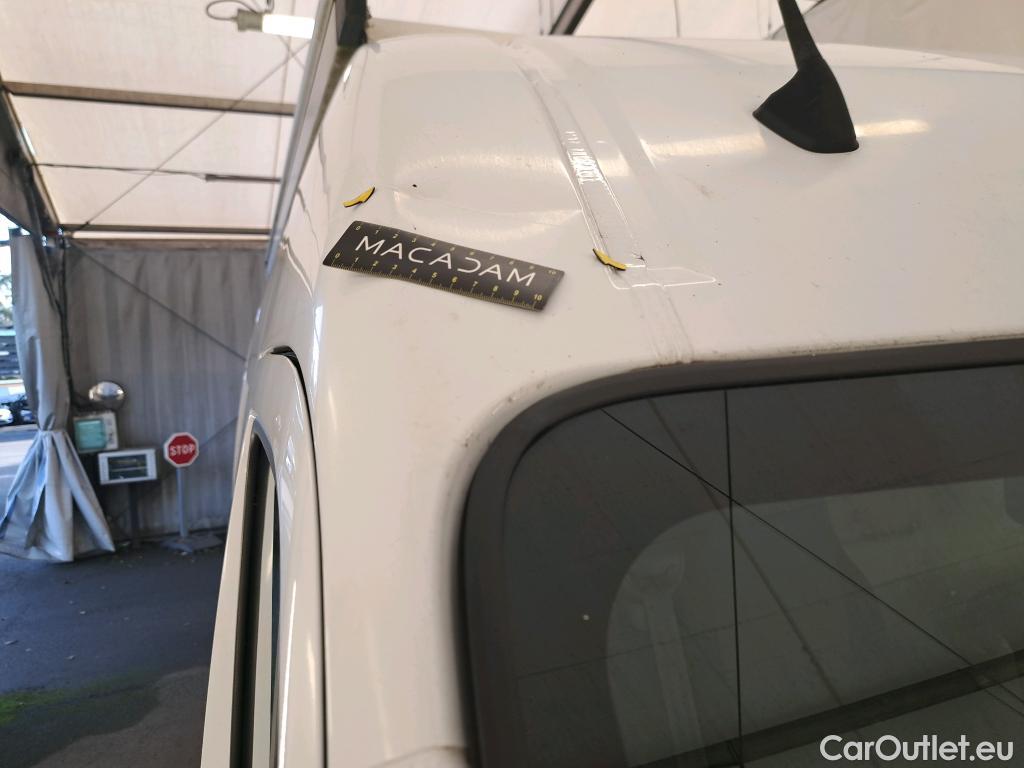  Renault  Master  Fourgon L2H2 3 3 Grand Confort dCi 135CV BVM6 E6dT #12