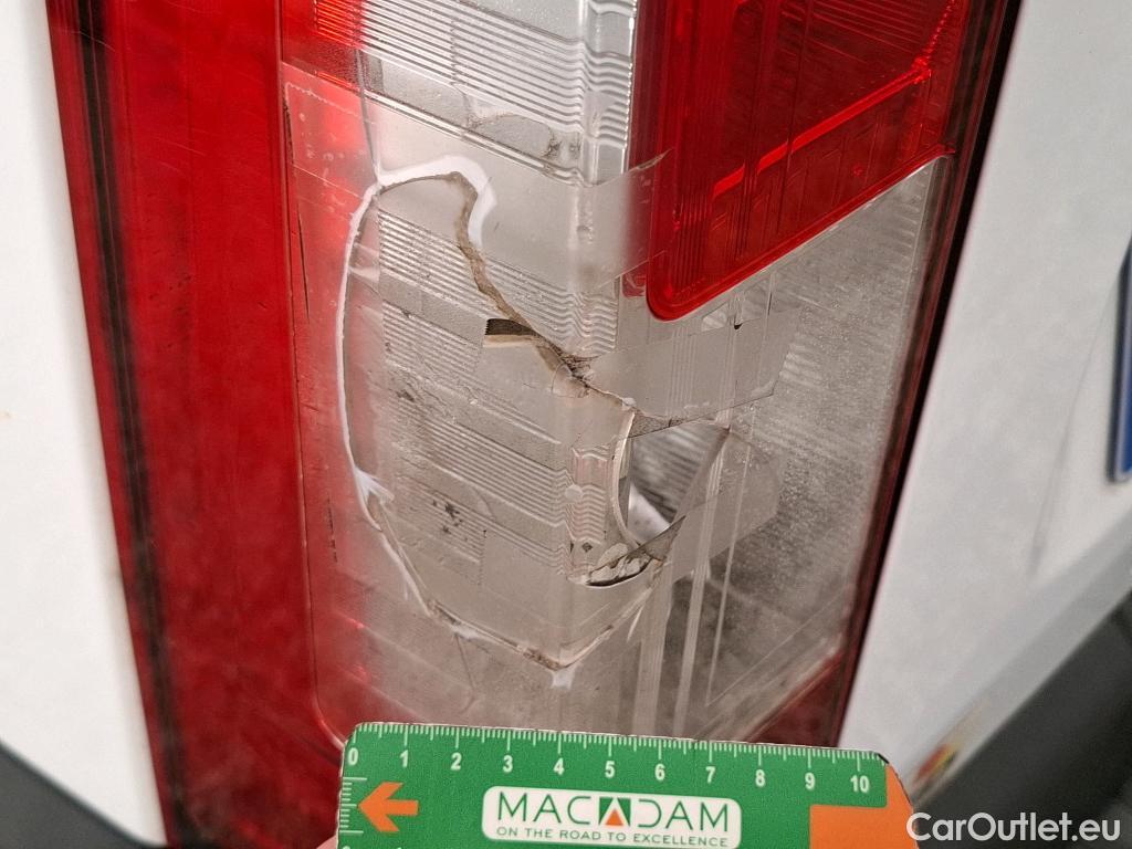  Renault  Master  III Fourgon L2H2 3 5 Grand Confort dCi 135CV BVM6 E6dT #27