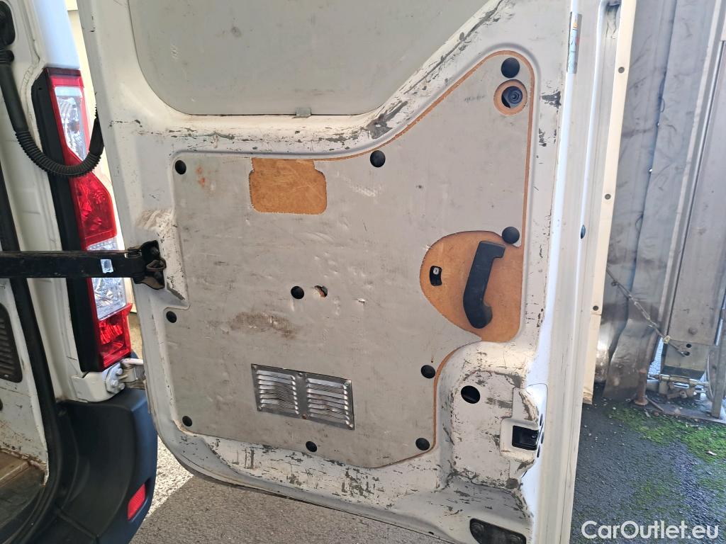  Renault  Master  Fourgon L2H2 3 3 Grand Confort dCi 135CV BVM6 E6dT #27