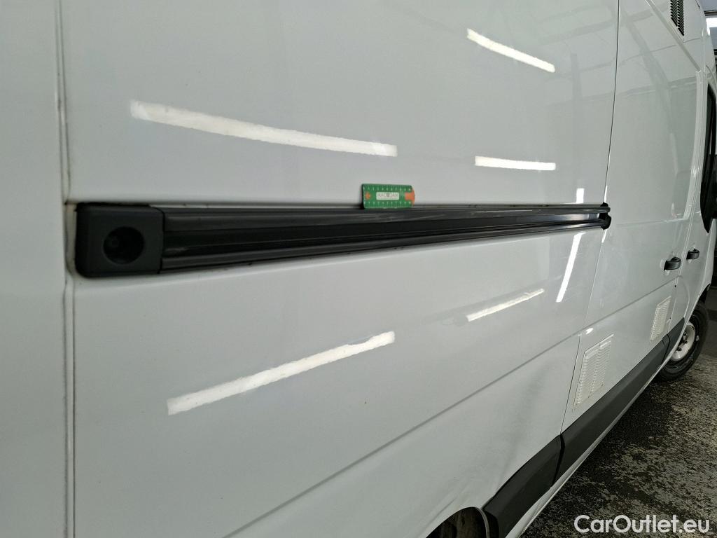  Renault  Master  III Fourgon L2H2 3 5 Grand Confort dCi 135CV BVM6 E6dT #38