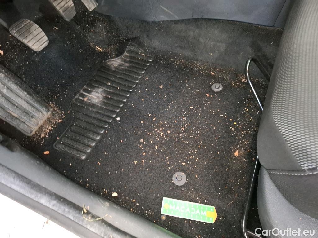  Renault  Clio  IV Air MediaNav 1.5 dCi 75CV BVM5 E6 #4