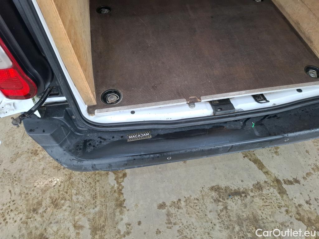  Citroen  Berlingo  Fourgon Club M 650 1.6 BlueHDi 75CV BVM5 E6 #19