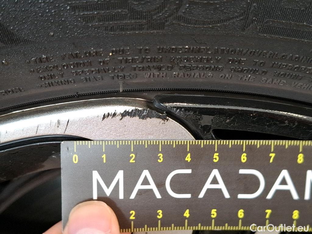  Citroen  C3  Feel Pack 1.2 PureTech 80CV BVM5 E6d #4