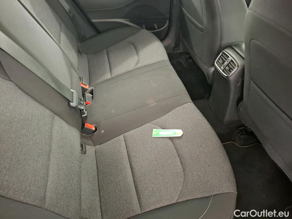  Hyundai  i30  cw Business 1.6 CRDi 115CV BVM6 E6d #32