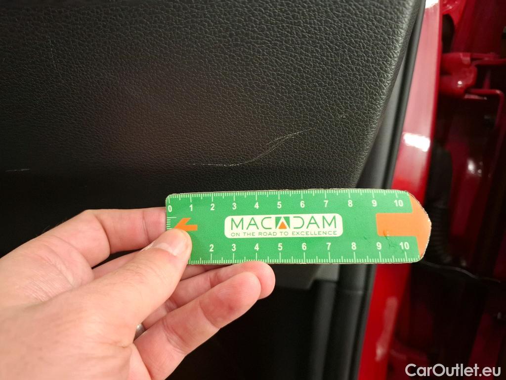  Hyundai  i30  cw Business 1.6 CRDi 115CV BVM6 E6d #25