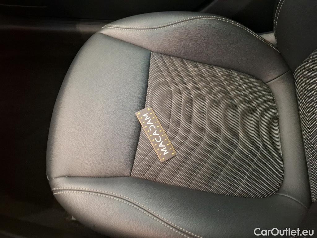  Mercedes  A-Klasse MERCEDES-BENZ Classe A Compact / 2018 / 5P / Berline A 180 Business Line 7G-DCT #9