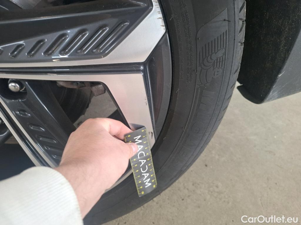  Hyundai  Tucson HYUNDAI  / 2020 / 5P / SUV 1.6 PHEV 265 HTRAC EXECUTIVE 4WD AUTO #17