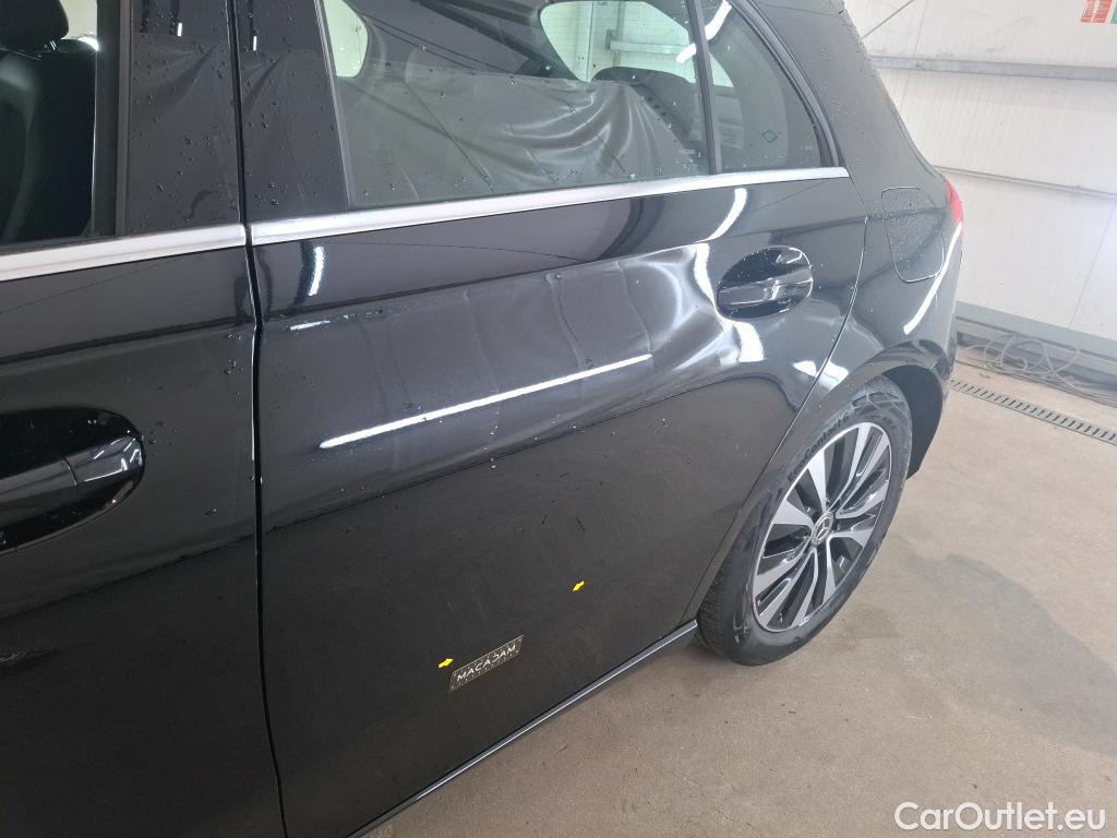  Mercedes  A-Klasse MERCEDES-BENZ Classe A Compact / 2018 / 5P / Berline A 180 Business Line 7G-DCT #1