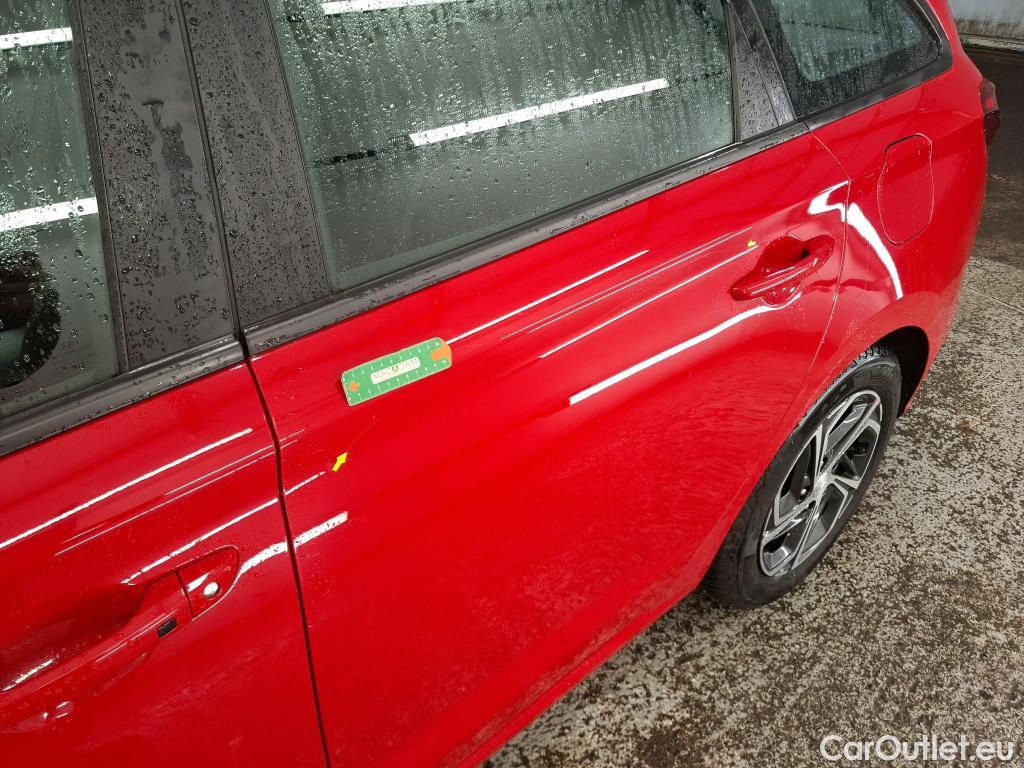  Hyundai  i30  cw Business 1.6 CRDi 115CV BVM6 E6d #21