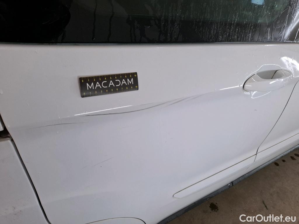  Ford  Tourneo FORD  Courier / 2018 / 5P / monospace 1.0E100 BV5 TREND #24