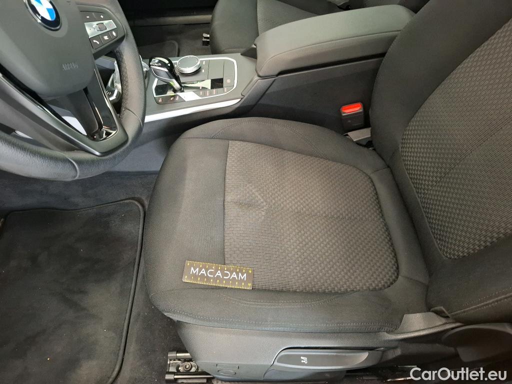  Bmw  Serie 1 BMW Série 1 / 2019 / 5P / Berline 116i DKG7 Business Design #1