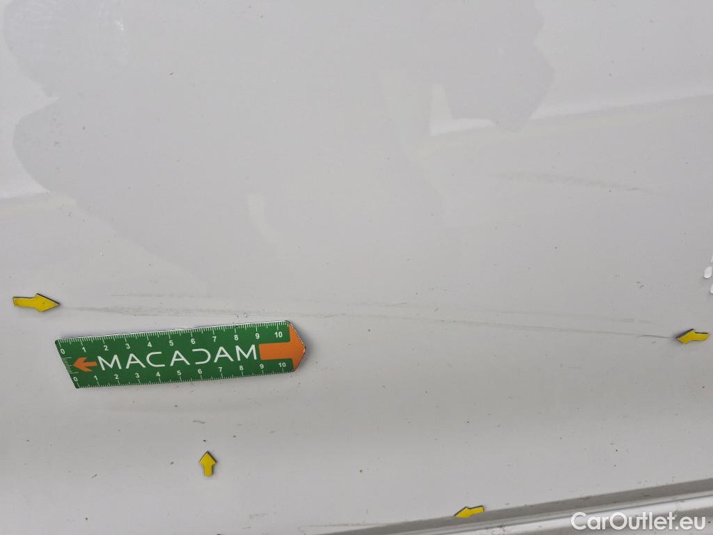  Opel  Corsa  F e Edition Business 50kWh BVA #41