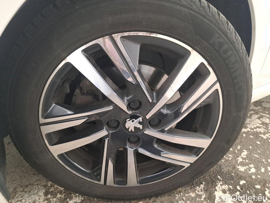  Peugeot  208  Allure Pack 1.2 PureTech 100CV BVM6 E6d #6